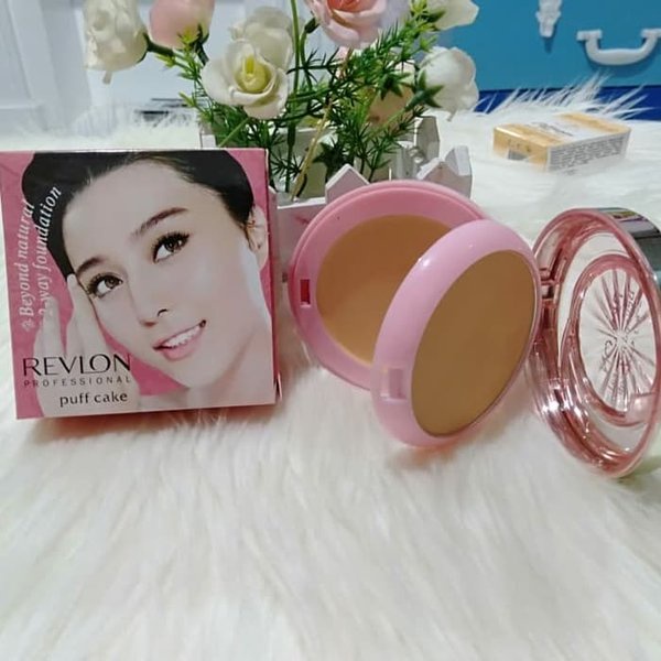 REVLON Beyond natural Bedak + Foundation 2in1