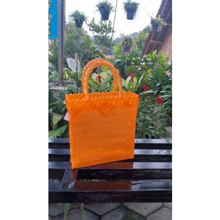 Tas Anyaman Polos / Anyaman Plastik Premium / Souvenir Berkatan / Hampers
