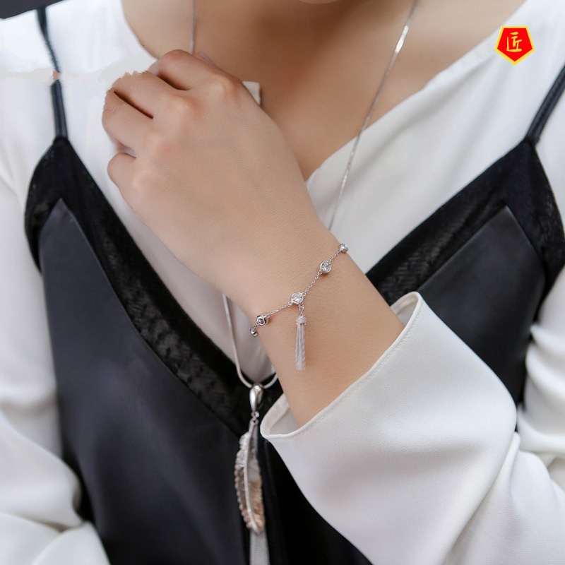 [Ready Stock]Graceful Fashionable Tassel Bracelet