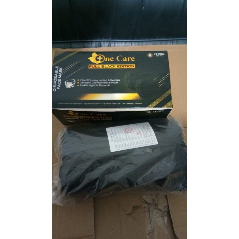 masker one care hitam