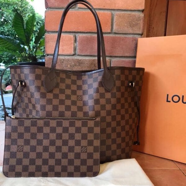 Lv neverfull damier mirror quality