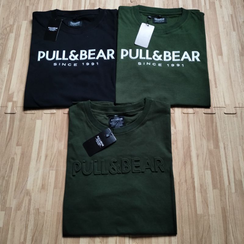 KAOS T-SHIRT PULL&amp;BEAR EMBOSS 3D FONT TIMBUL FULLTAG &amp; LEBEL ( TERBESELLER ) BANYAK VARIASI WARNA