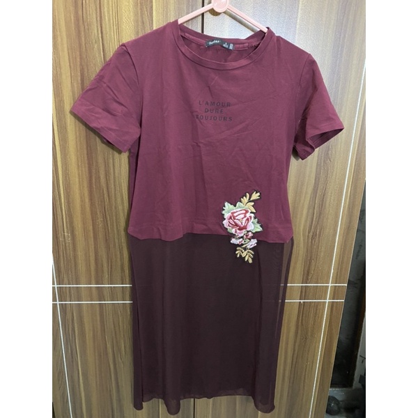Kaos Maroon Flower preloved