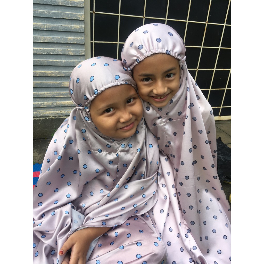 Mukena Anak Armani Silk Polkadot