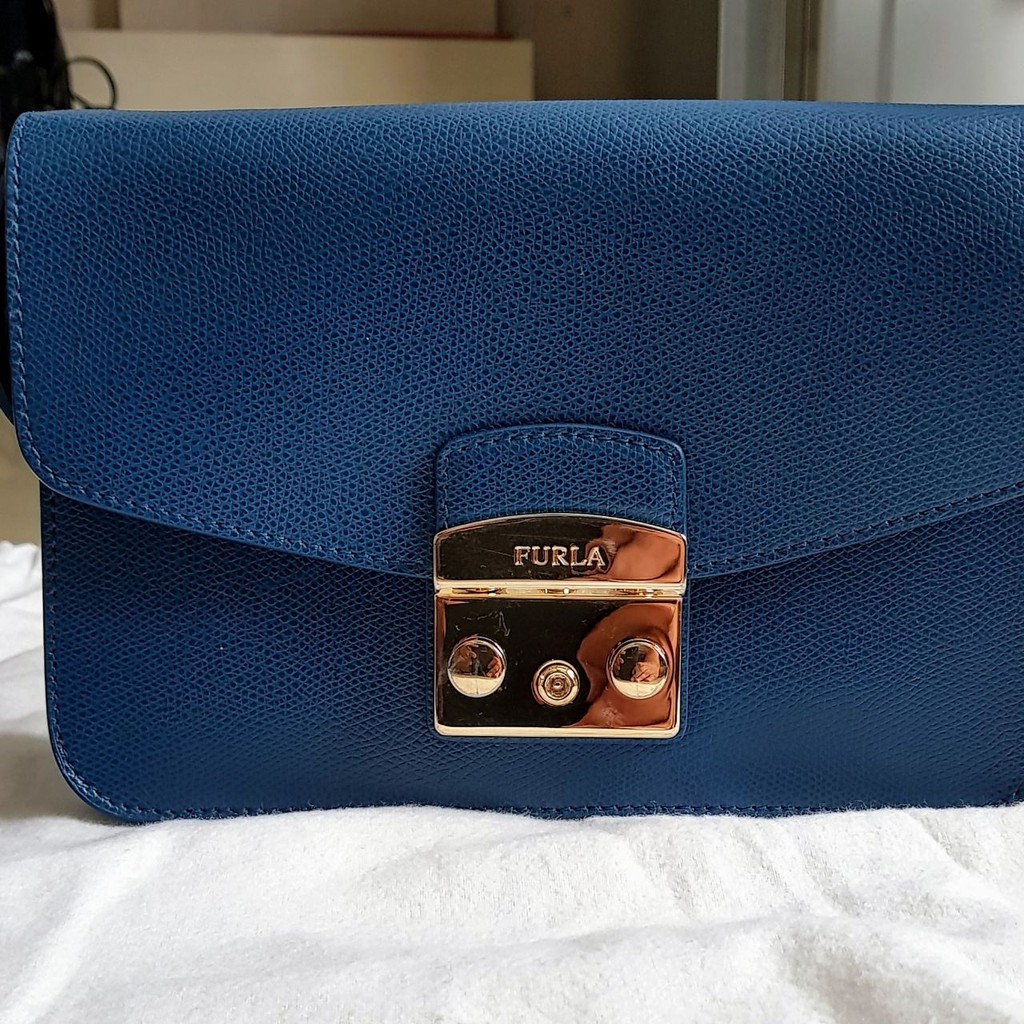 Preloved Authentic Furla Sling Bag