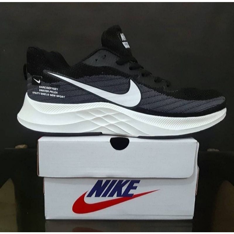 NIKE ZOOM PEGASUS - Sepatu Sneakers Pria Olahraga Jogging Running Gym Aerobik Gaya Trendy Terbaru