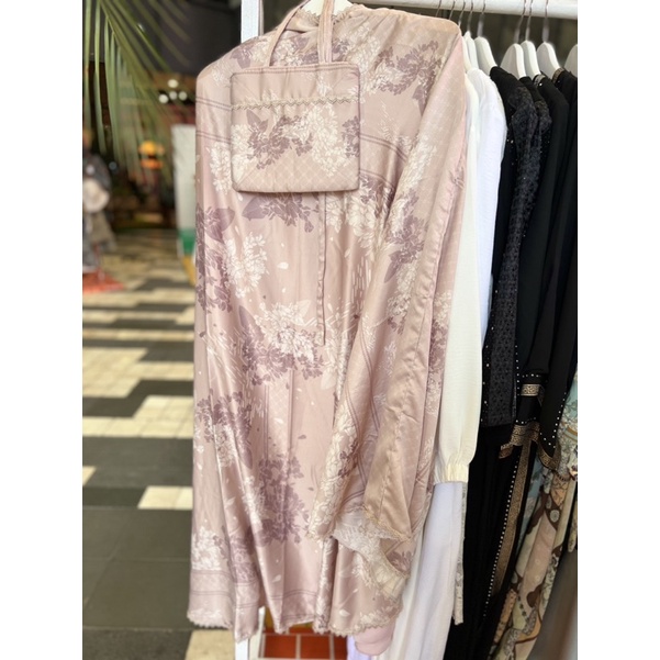 Mukenah Armani Silk Premium / Mukenah silk murah / mukenah silk 2 in 1