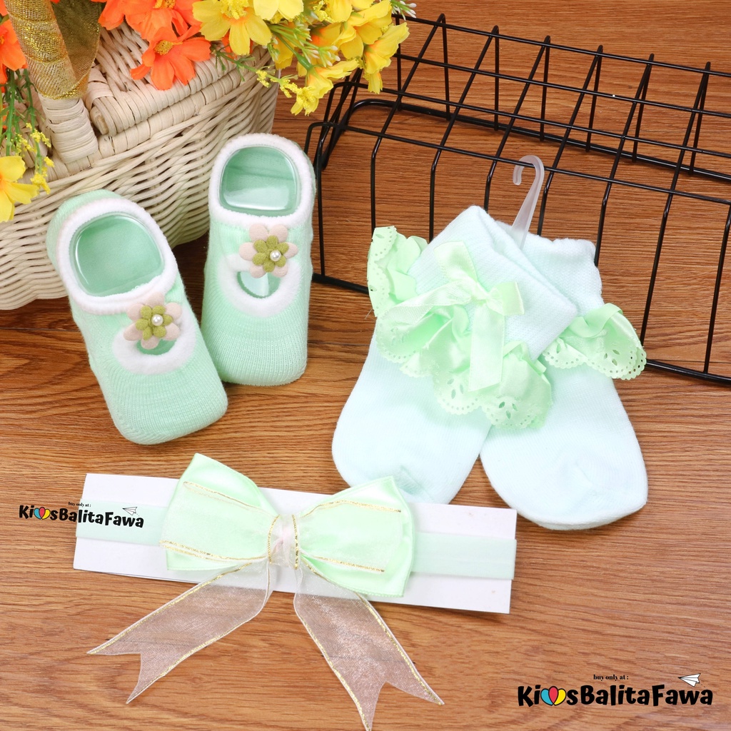 [LEBIH HEMAT] COMBO Bando &amp; Kaos Kaki Baby New Born / Bayi Anak Perempuan Import Kado Socks Rajut Impor