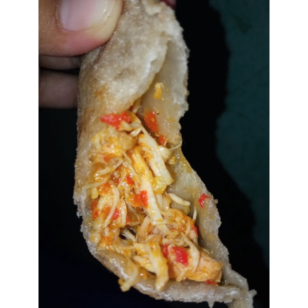 

cireng ayam mercon isi 5 pcs (ukuran besar)