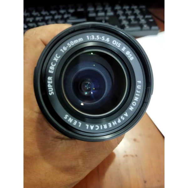 Lensa Fujinon EBC XC 16-50mm