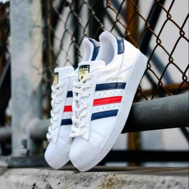 Sepatu Adidas Original Superstars France