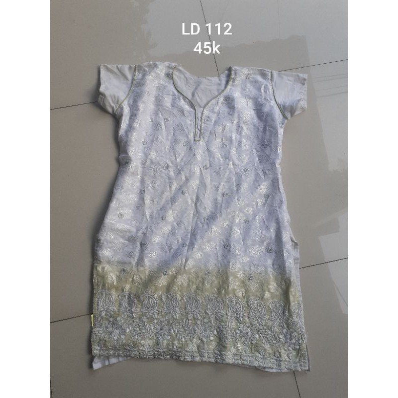 baju india murah preloved second paket kurti putih atasan bordir dan saree hijau tosca