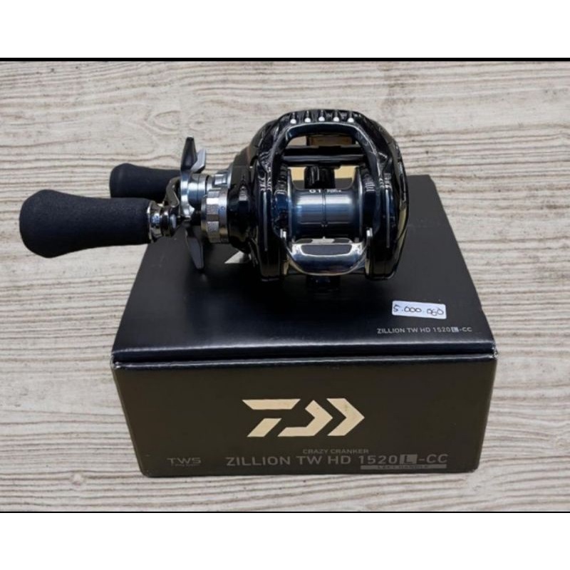 Jual Reel Baitcasting Daiwa Zillion 1520SHL - Kota Bekasi - J Fishing  Bekasi