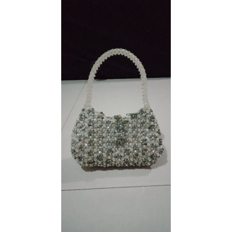 tas pesta mutiara putih mix abu