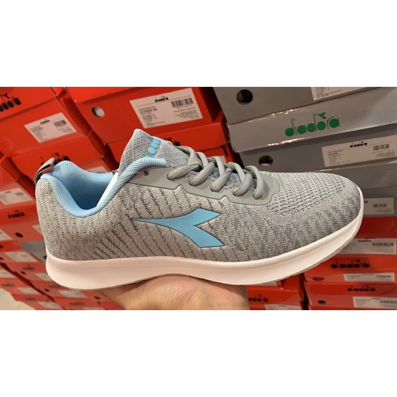 SALE Diadora Sepatu Wanita Original