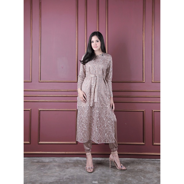 Amrthelabel / amar / light brown