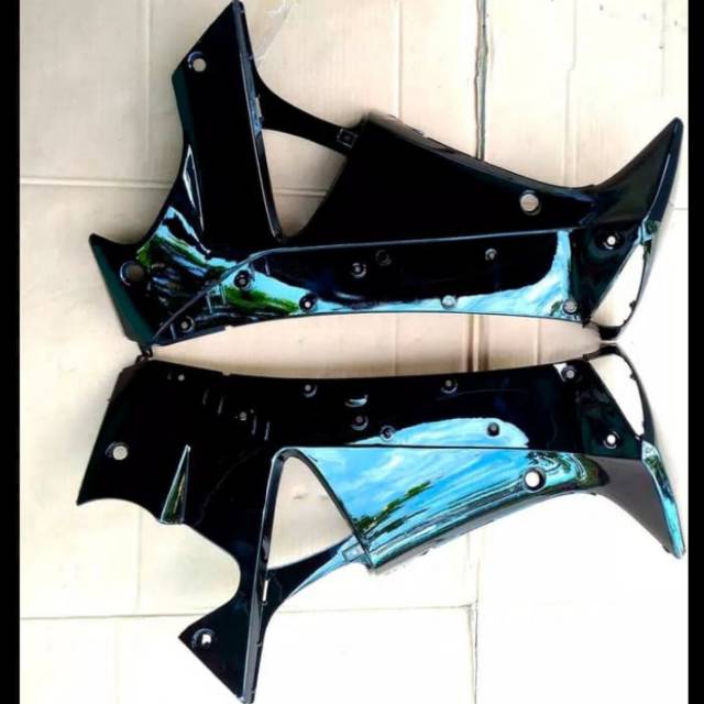 Sayap Supra x 125 lama