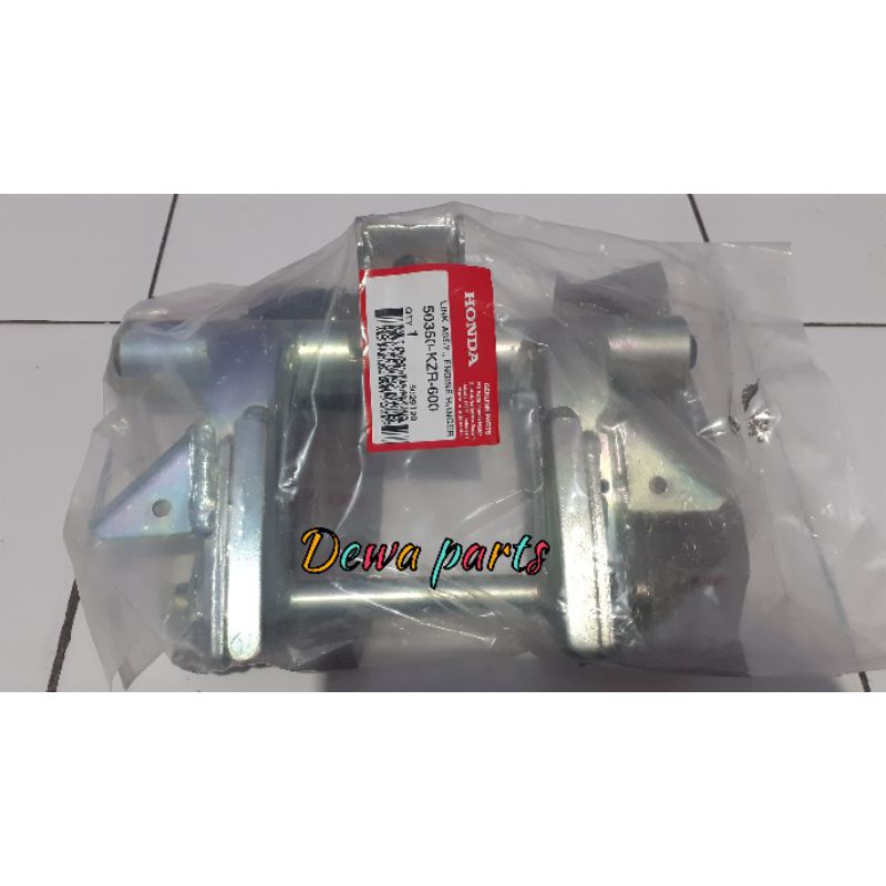 link assy engine hanger vario 125 lama.50350KZR600.original ahm