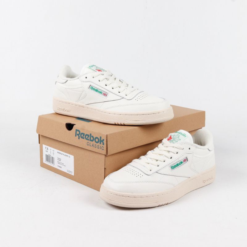 sepatu pria sneakers reebok club c revenge 85 white green