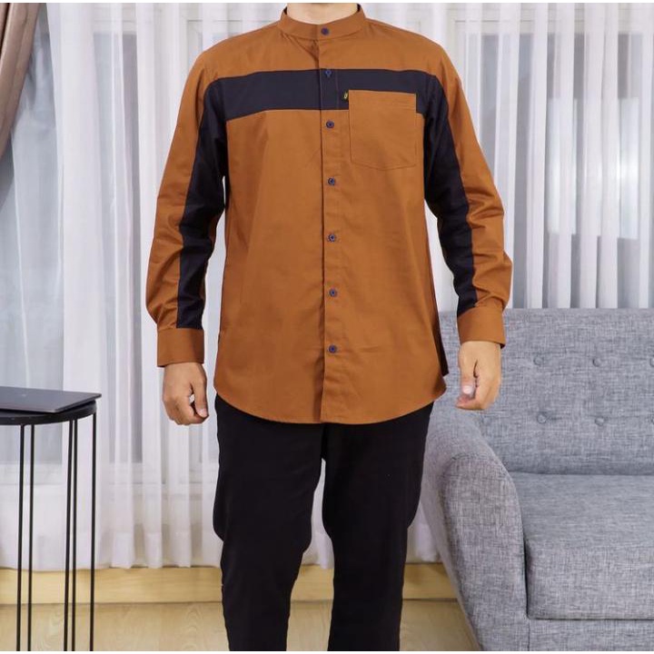 KEMEJA KOKO LINE POCKET UHUD LENGAN PANJANG