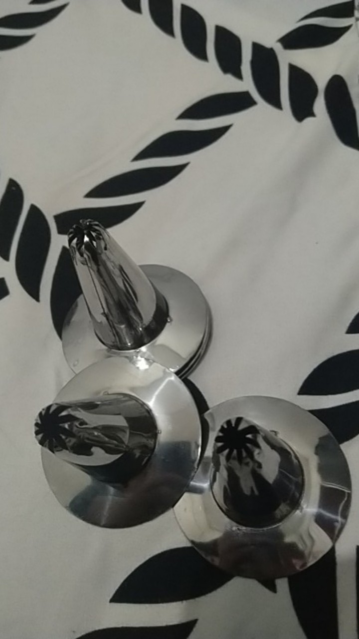 Cetakan Kue Semprit Model Bintang / Spuit Topi