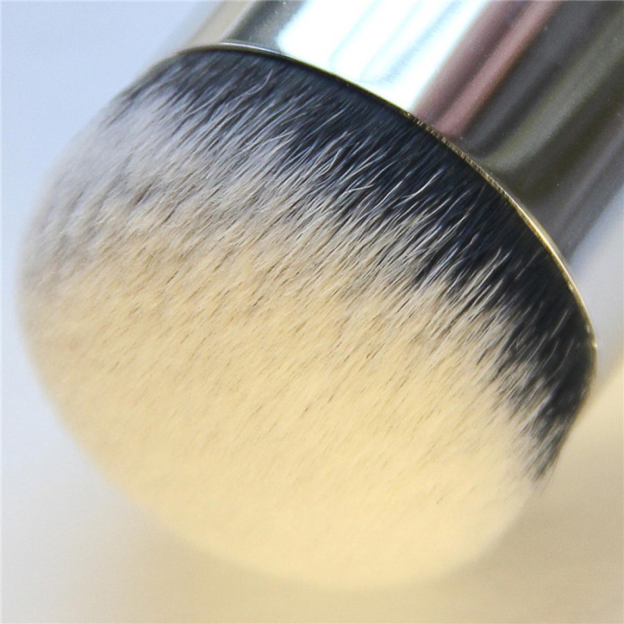 Brush Make Up Blush On Foundation - White