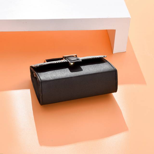 Tas Selempang Wanita - Kotak JLB016