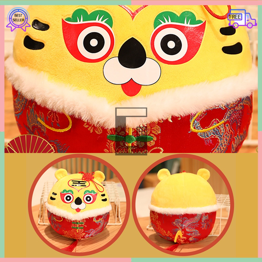 Boneka Pajangan Gantungan Dekorasi Hiasan Kado Hadiah Souvenir Hampers Parcel Parsel Tempel Cop Kaca Dashboard Mobil Karakter Shio Macan Harimau 2022 Fu Fuk Hoki Rejeki Imlek Sincia Chinese New Year Cny Impor Import Lembut Imut Lucu Murah Size Besar Kecil