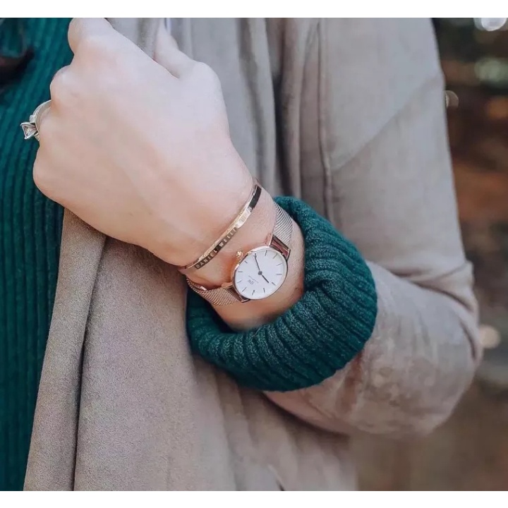 JAM TANGAN WANITA RANTAI MAGNET JAM TANGAN TALI PASIR STAINLES