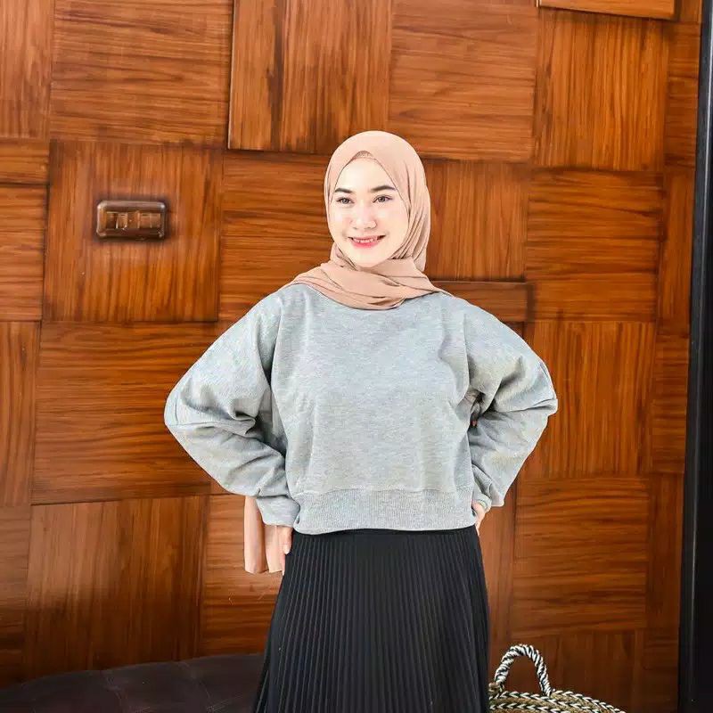 OVERSIZE CROOPE SWEATER / SWEATER WANITA CROP POLOS / OVERSIZE LENKA-ABU MUDA