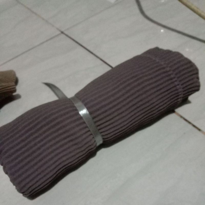 Pasmina plisket anak / Pashmina plisket lidi ceruty babydol uk Anak / PLEATED SHAWL-Abu tua