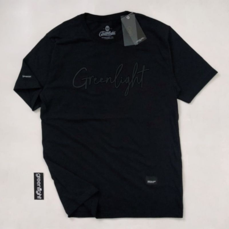 KAOS GREENLIGHT PRIA TSHIRT DISTRO FREE STIKER BAJU LENGAN PENDEK COWOK KEREN