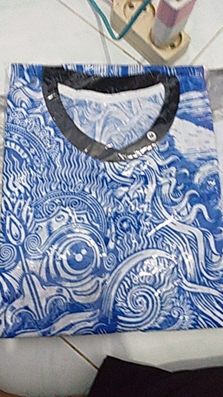 Kaos Batik Barong Warna Motif Barong