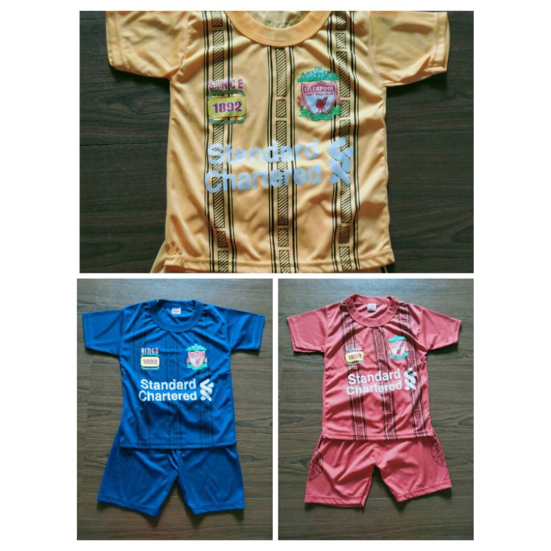 Setelan anak setelan bola baju main anak