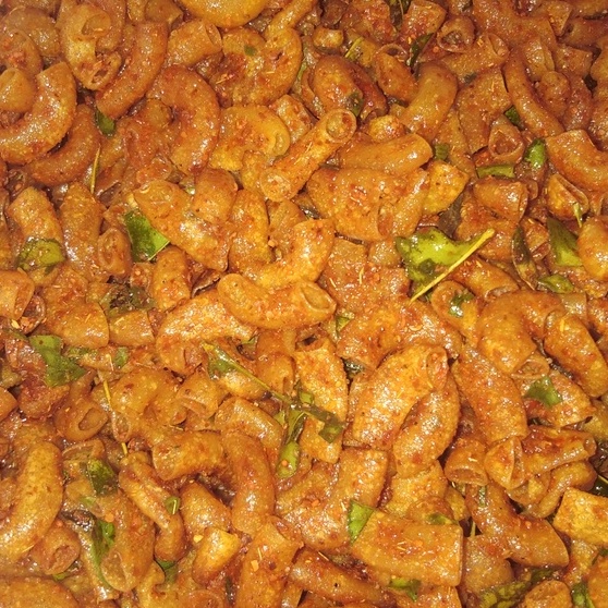 

Makaroni Pedas Isi 250gr