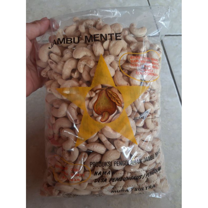 

Kacang mete mentah 1 kg
