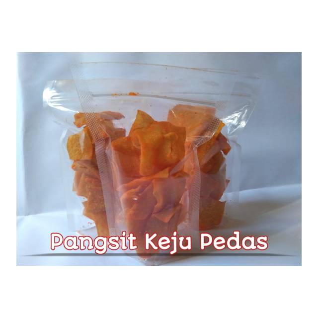 

Snack Keripik Kulit Pangsit Keju Pedas