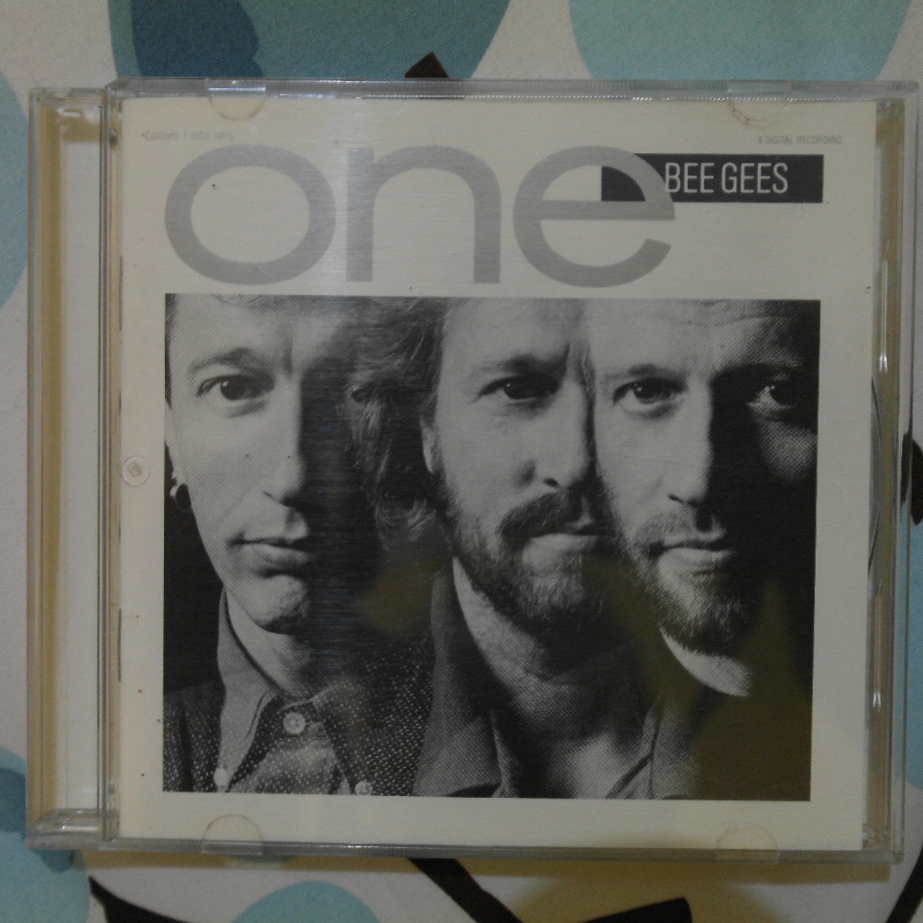 CD BEE GEES - ONE