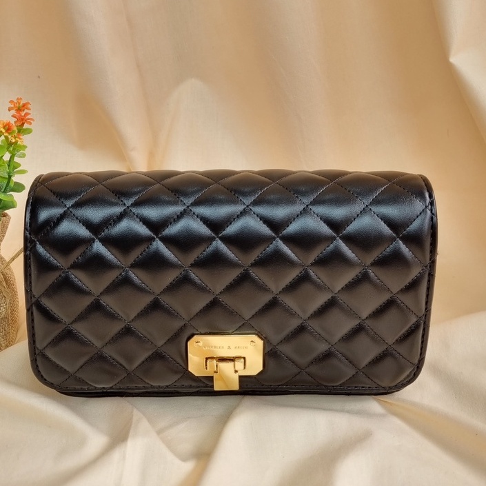 TAS CK WANITA QUILTED CLUTCH