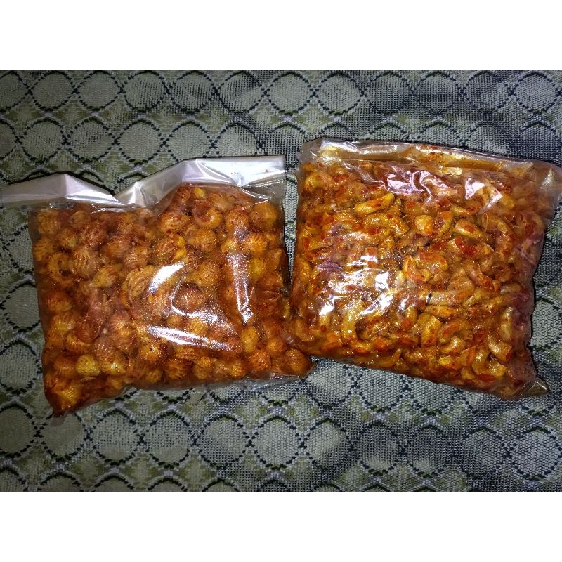 

Makaroni pedas / makaroni seuhah daun jeruk