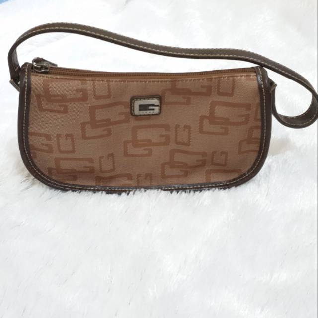 Tas wanita Guess Shoulder bag
