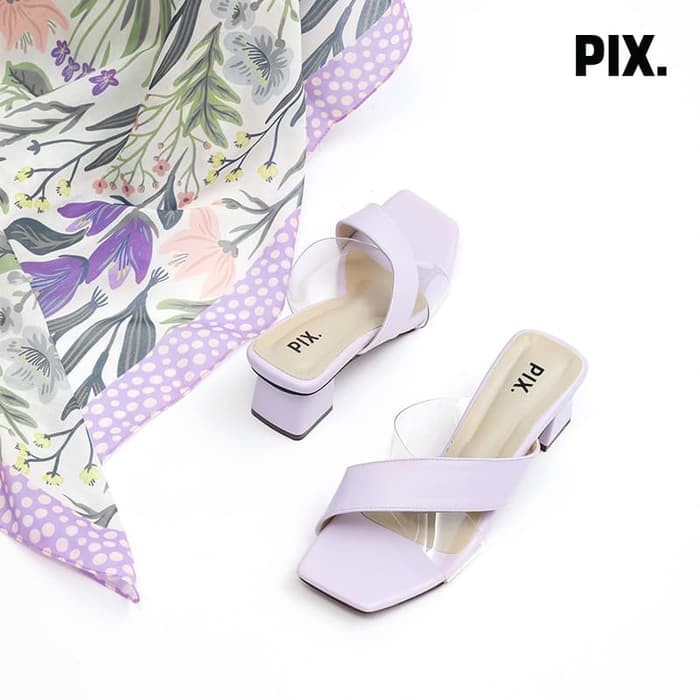 

Pixfootwear x Scarvina Limited Ramadhan Package Shoes + Scarf Bundling