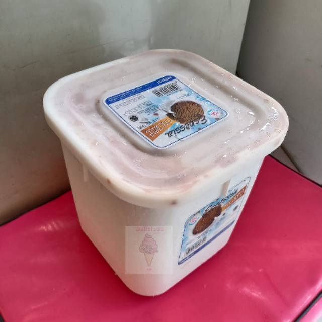 

Ice Cream Coklat 8 Liter - Es krim Coklat Indoeskrim