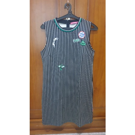 chic girl dress preloved