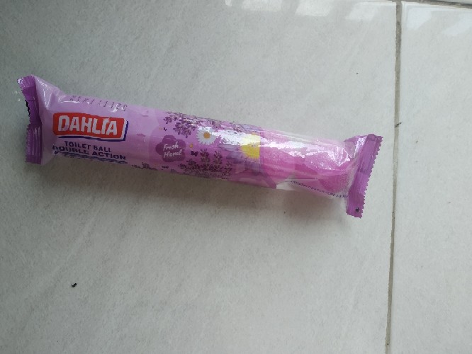Kamper Dahlia Ball Toilet Isi 5