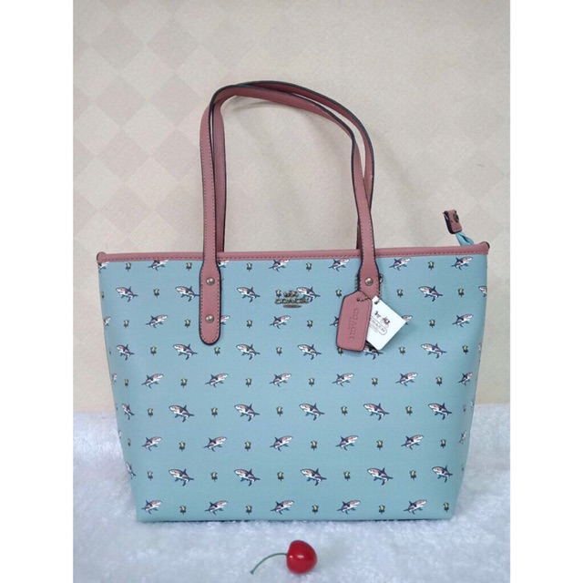 coach flamingo tote bag