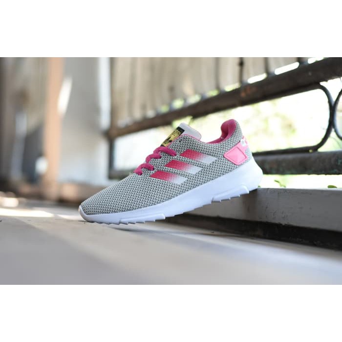 NYAMAN Sepatu Running Olahraga Wanita Adidas Questar Ride Abu Abu Pink
