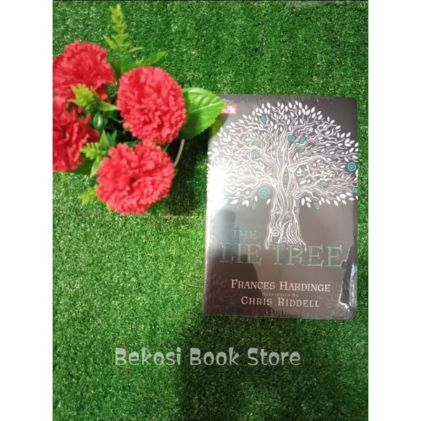 THE LIE TREE - FRANCES HARDINGE ILLUSTRATED BY: CHRIS RIDDELL