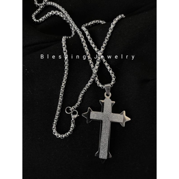 Kalung Salib Pasir Putih Pria dan Wanita Titanium