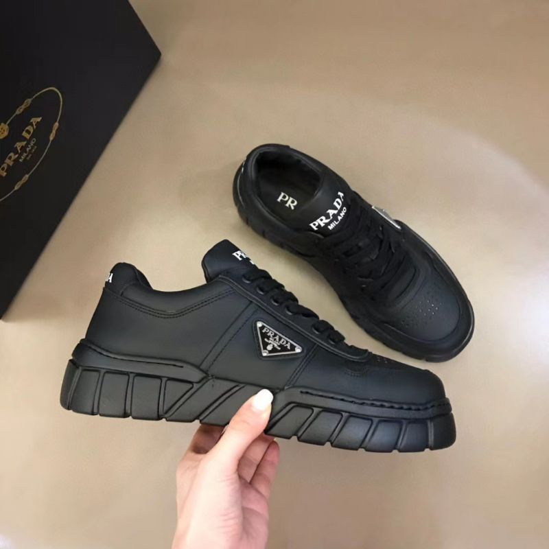 sepatu pria pr4da sneaker kulit hitam men shoes branded P1SHOES top cowok terbaru